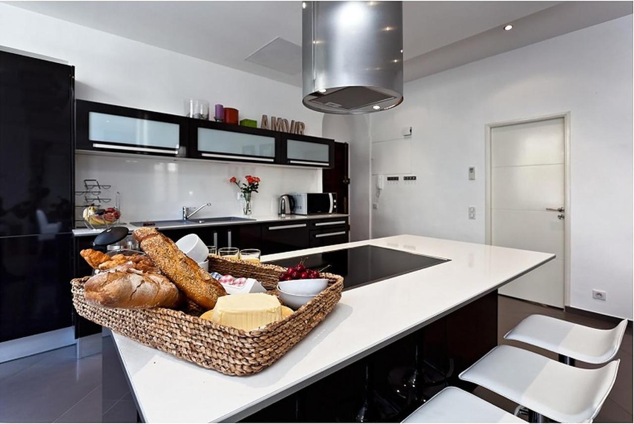 Sunlight Properties - Amourviolette - Central Apartment W Rare Terrace Nice Exteriör bild